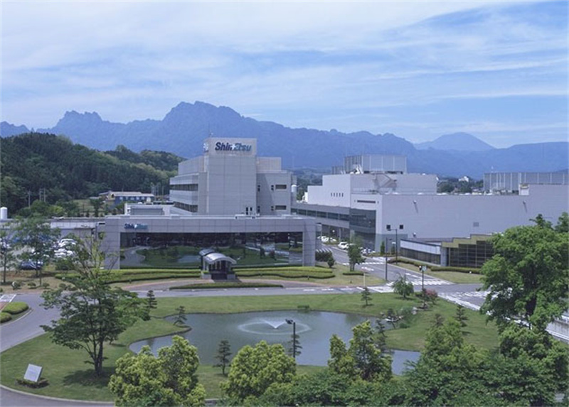 Shin-Etsu Chemical Enters Semiconductor Equipment Market