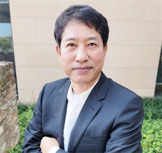 Kim Sang-bong, CEO of BlueTop